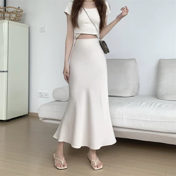 BUTIK Rok Pelukan Pinggul Gaya Korea Rok Ekor Ikan Satin Midi Wanita Ceruk Pinggang Tinggi