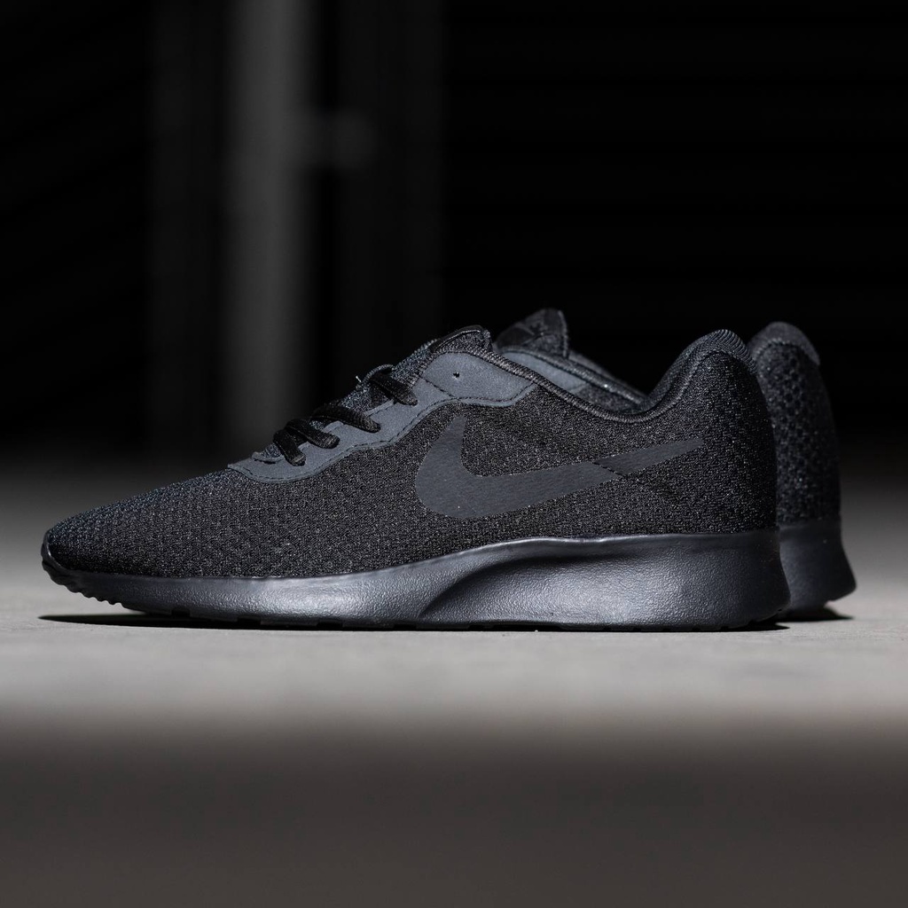 Nike tanjun full black original online