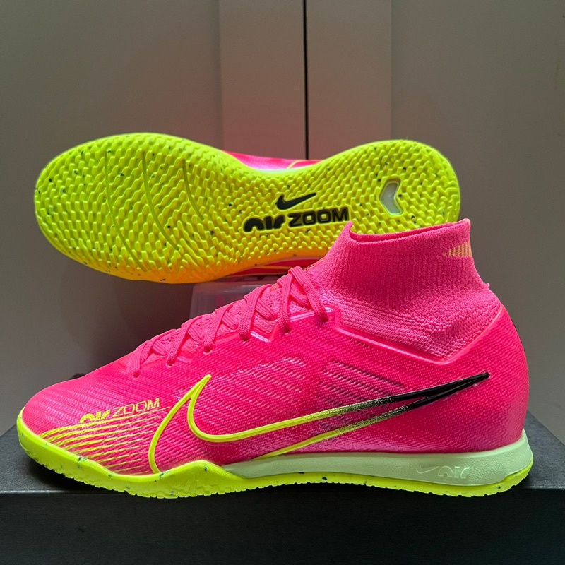 pink futsal shoes