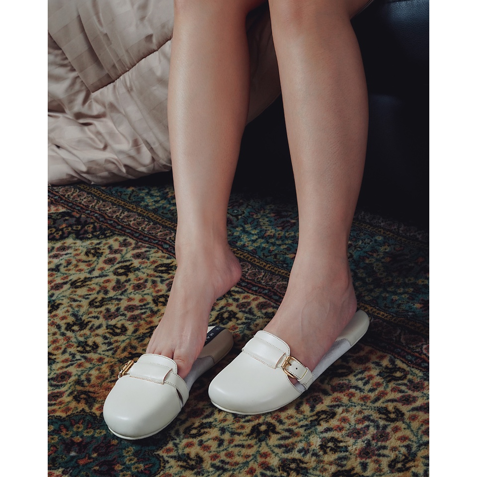 Jual Round Slipper Mules - Creamy White | Shopee Indonesia