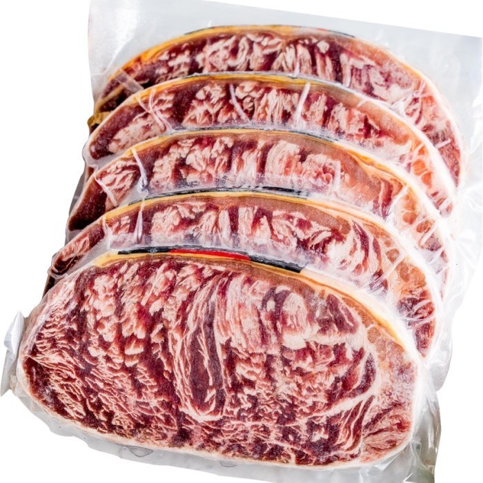 Jual Sirloin Kazoku Meltik Beef Steak / Striploin Beef Meltik Steak ...
