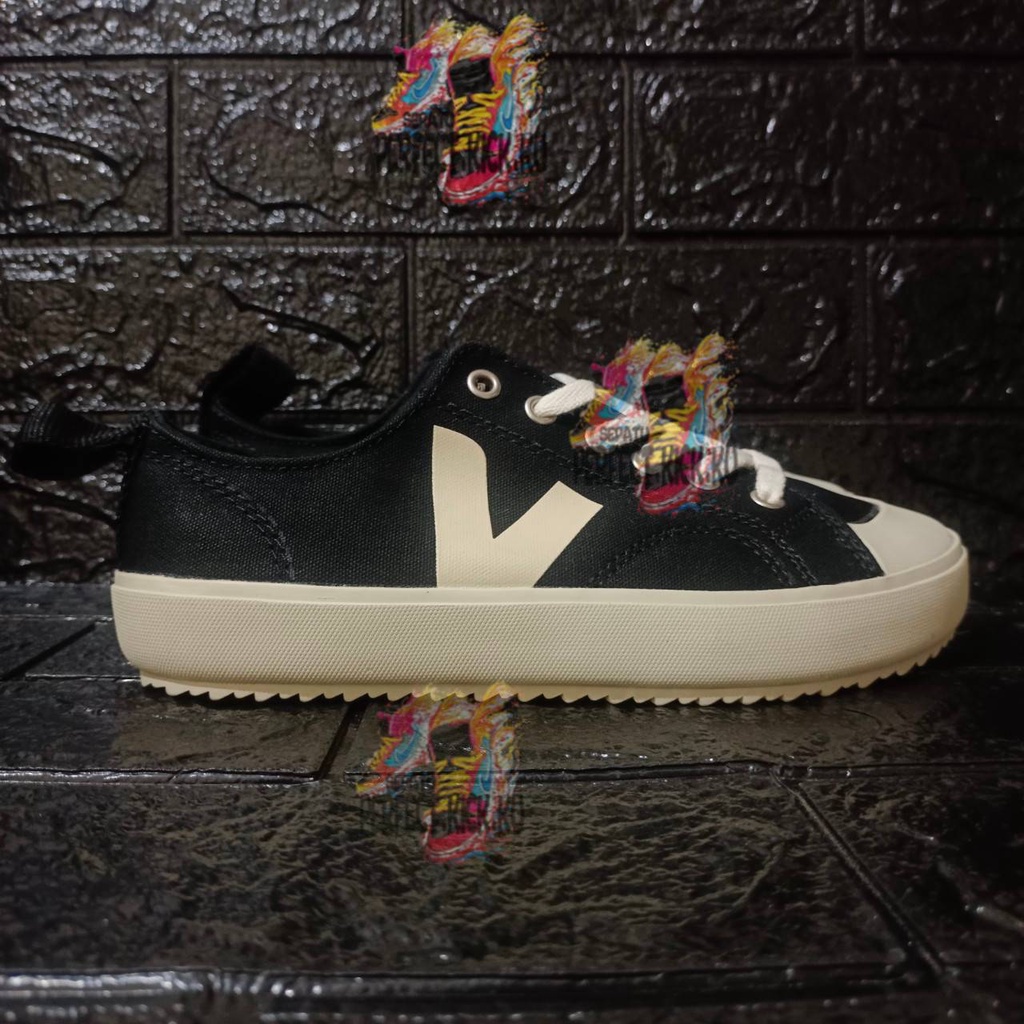 Nova canvas black outlet pekin