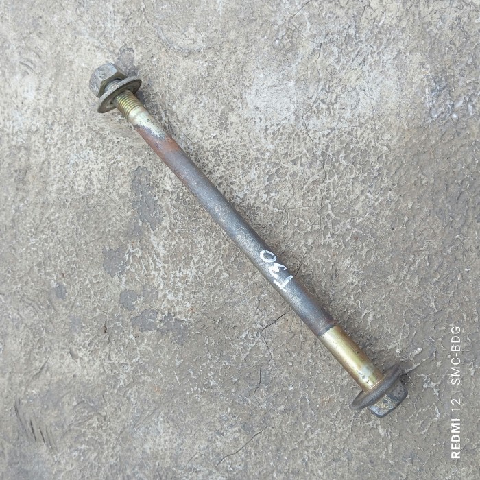 Jual Baut baud panjang arm knuckle roda belakang Nissan X-trail Xtrail ...