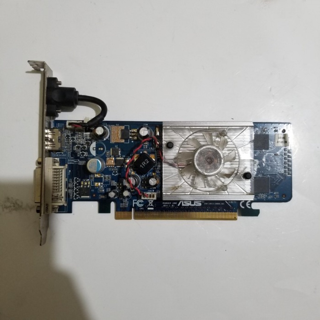 Placa de Video GigaByte GeForce 8400GS 256Mb GDDR2 PCI Express 16x Tv