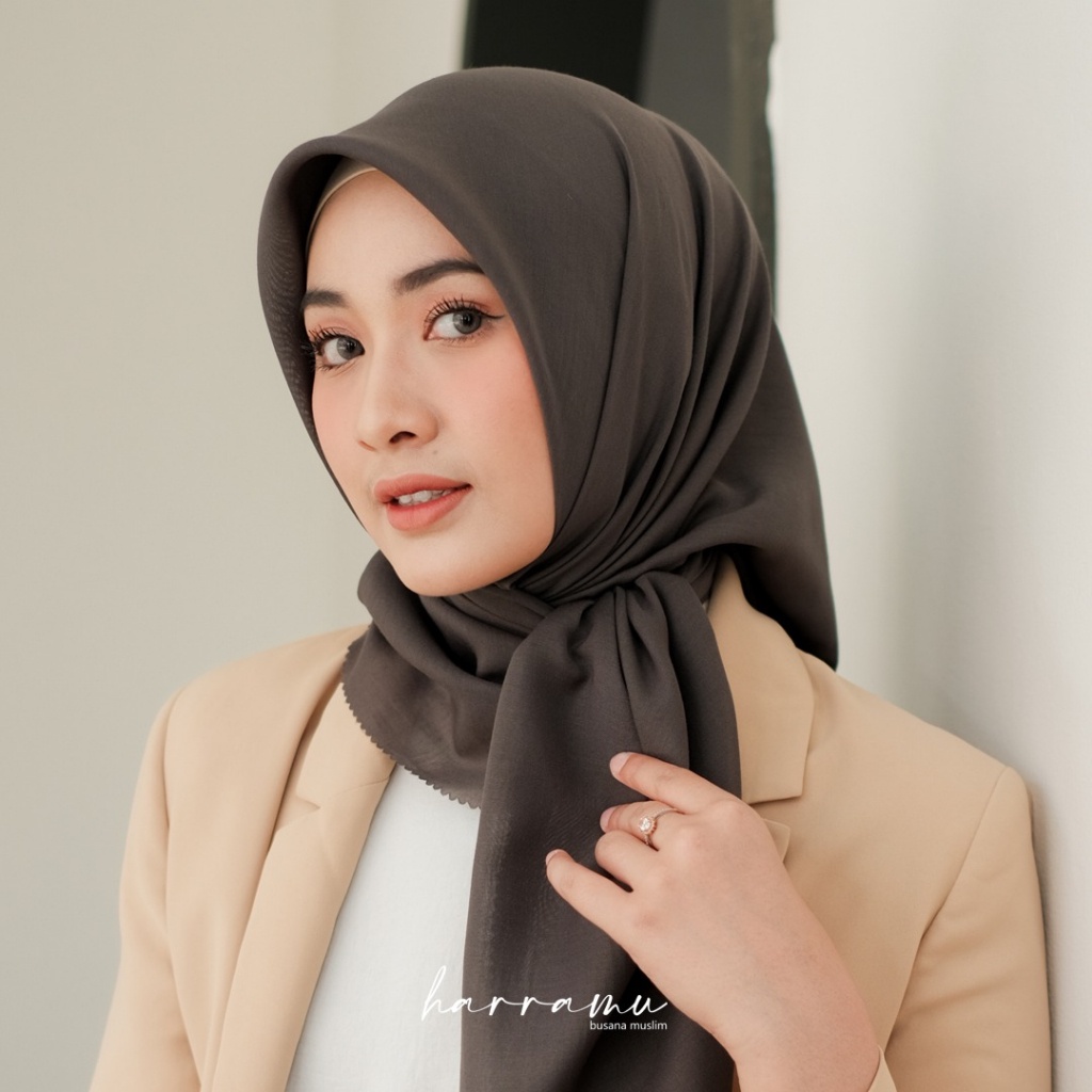 Jual HARRAMU Jilbab Segiempat Warna Abu Tua Voal Paris Premium Polos