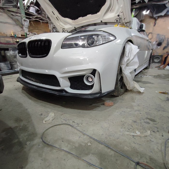 Jual bodykit bmw f10 body kit bmw f10 GRADEA kuat=tebal=lentur