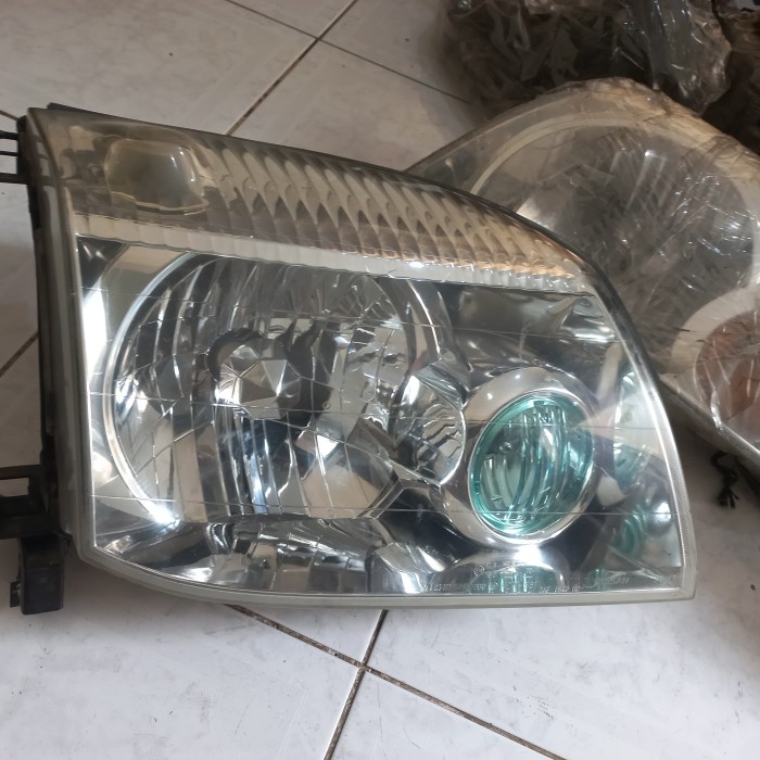 Jual Headlamp Nissan Xtrail T30 Original Shopee Indonesia