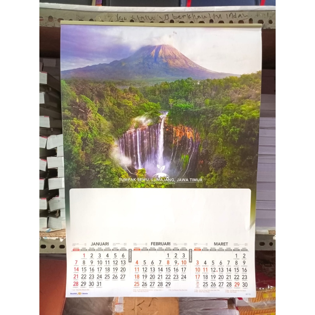 Jual KALENDER DINDING WALL KALENDER TRIWULAN TAHUN 2024 MOTIF WISATA
