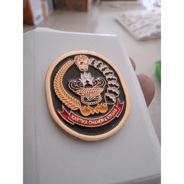 Jual (0_0) brevet-wing-lencana-pin persit-paku-magnet (