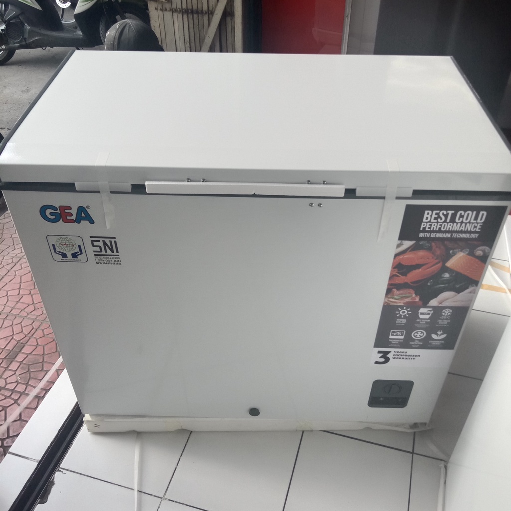 Jual Cooler Box Chest Freezer 200 Liter GEA 1 Pintu AB208R AB208R