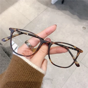 FOMAMATA Kacamata Minus Photocromic Wanita Anti Radiasi Blueray UV400 Frame 2 In 1 Astigmatism