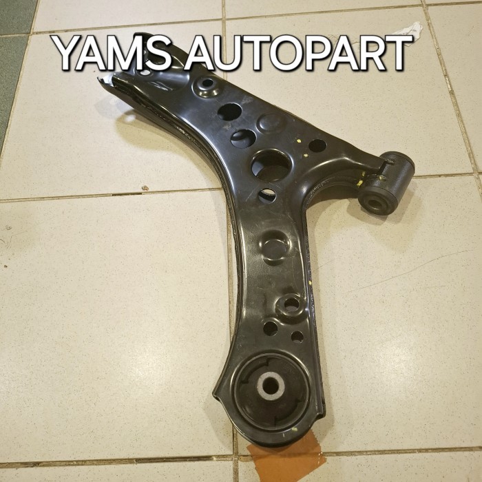 Jual LOWER ARM TOYOTA INNOVA ZENIX ORIGINAL | Shopee Indonesia
