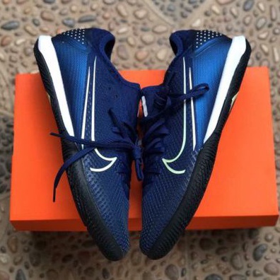 sepatu futsal nike mercurial vapor 13