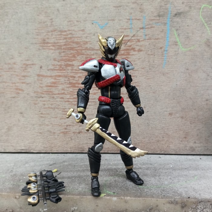 Jual Custom Figure Shf Azazel satria Garuda Bima-x Kamen Rider +/- 6 ...