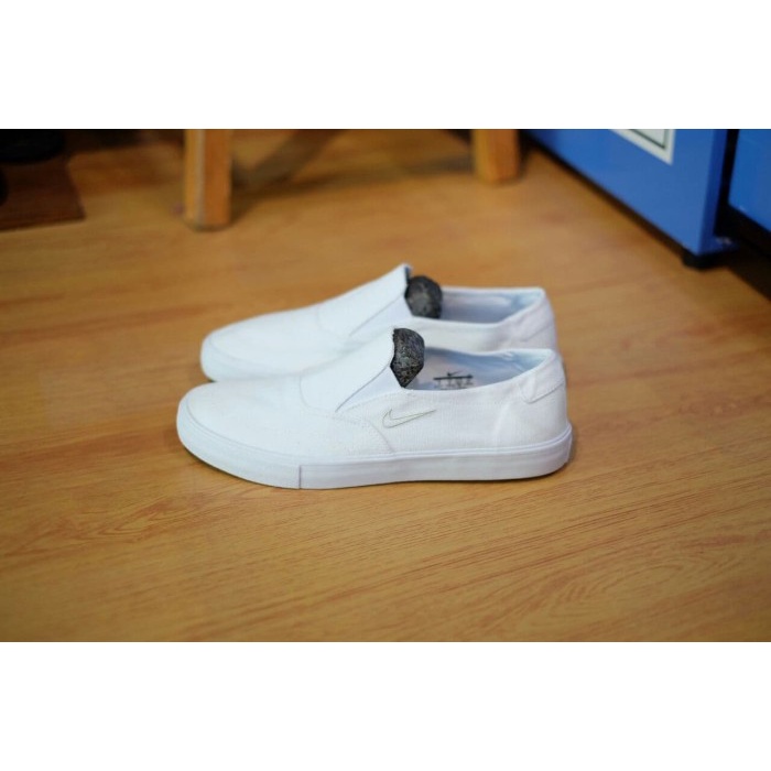 nike sb portmore white