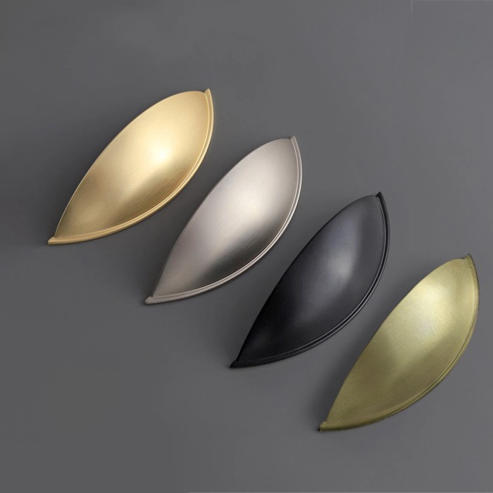Jual Silver Cup Handle Bronze Laci Tarikan Emas Kerang Lebar Cabinet ...