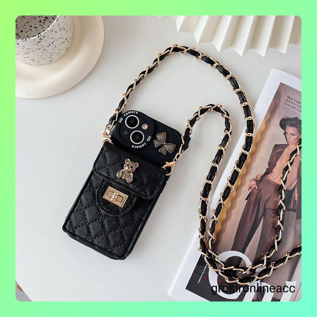 Chloe - クロエ　ロゴエンボス加工レザー iPhone XS Max ケース Chloe - クロエ ロゴエンボス加工レザー iPhone XS Max ケースの