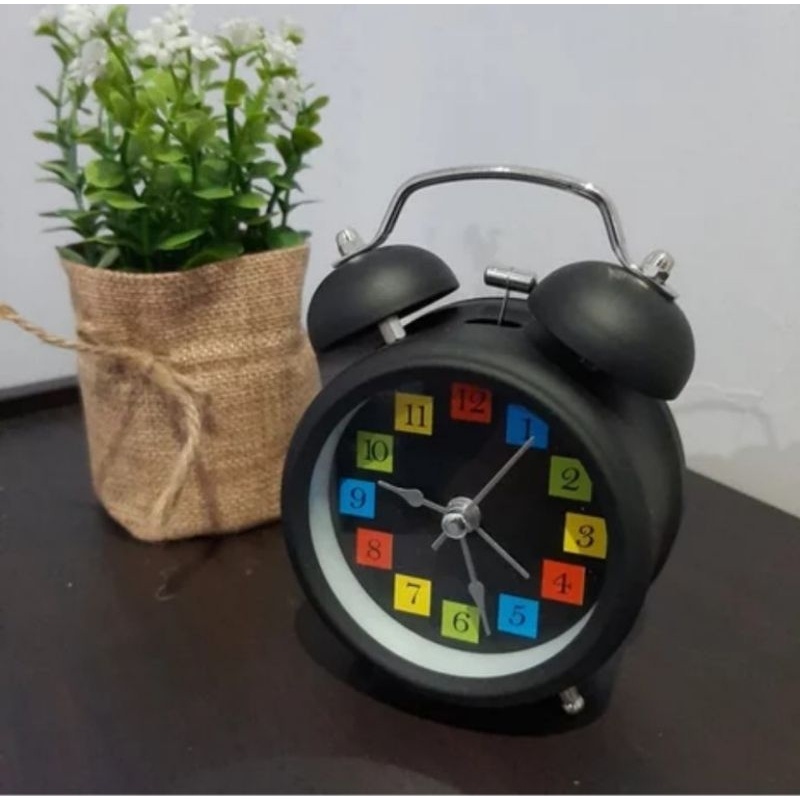 Jual Jam Beker Kring Bulat Warna Hitam Putih Vintage Mewah | Shopee ...