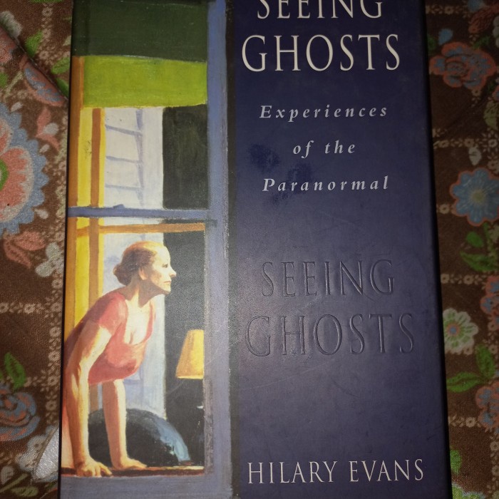 Jual Buku Seeing Ghosts Experiences of the paranormal Shopee Indonesia
