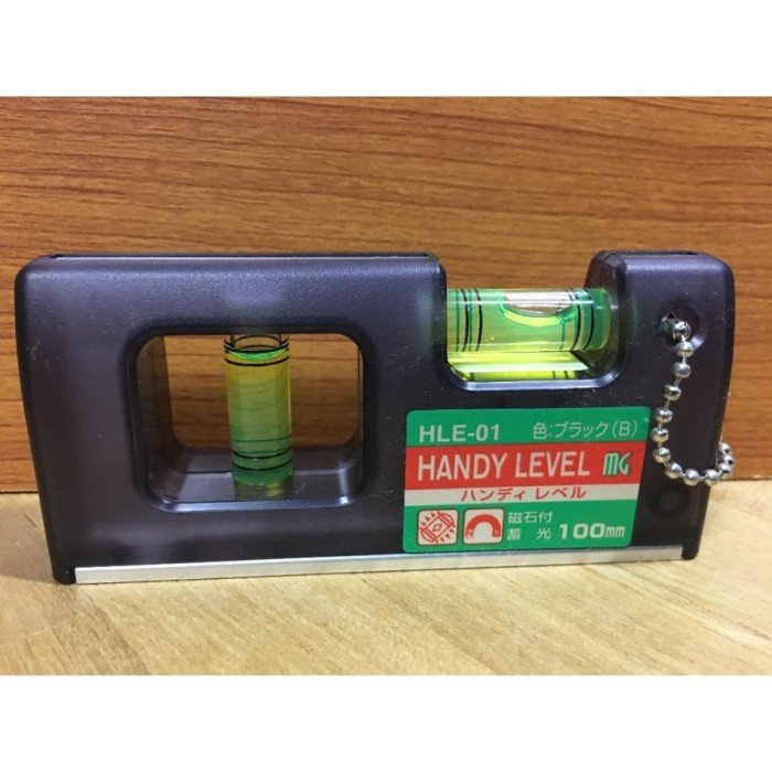 Jual Waterpas Kecil HLE-01 Handy Level Black (JAPAN) | Shopee Indonesia