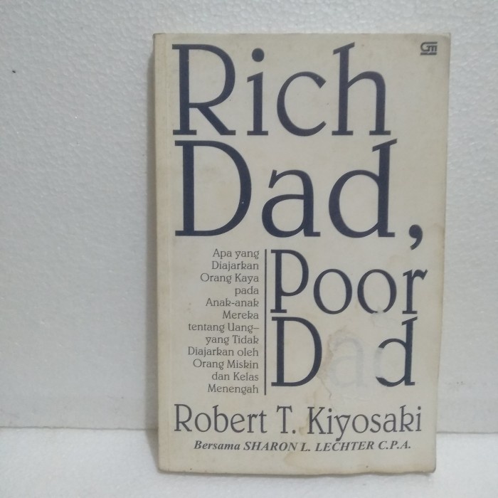 Jual Buku Rich Dad Poor Dad Robert T Kiyosaki Original Shopee