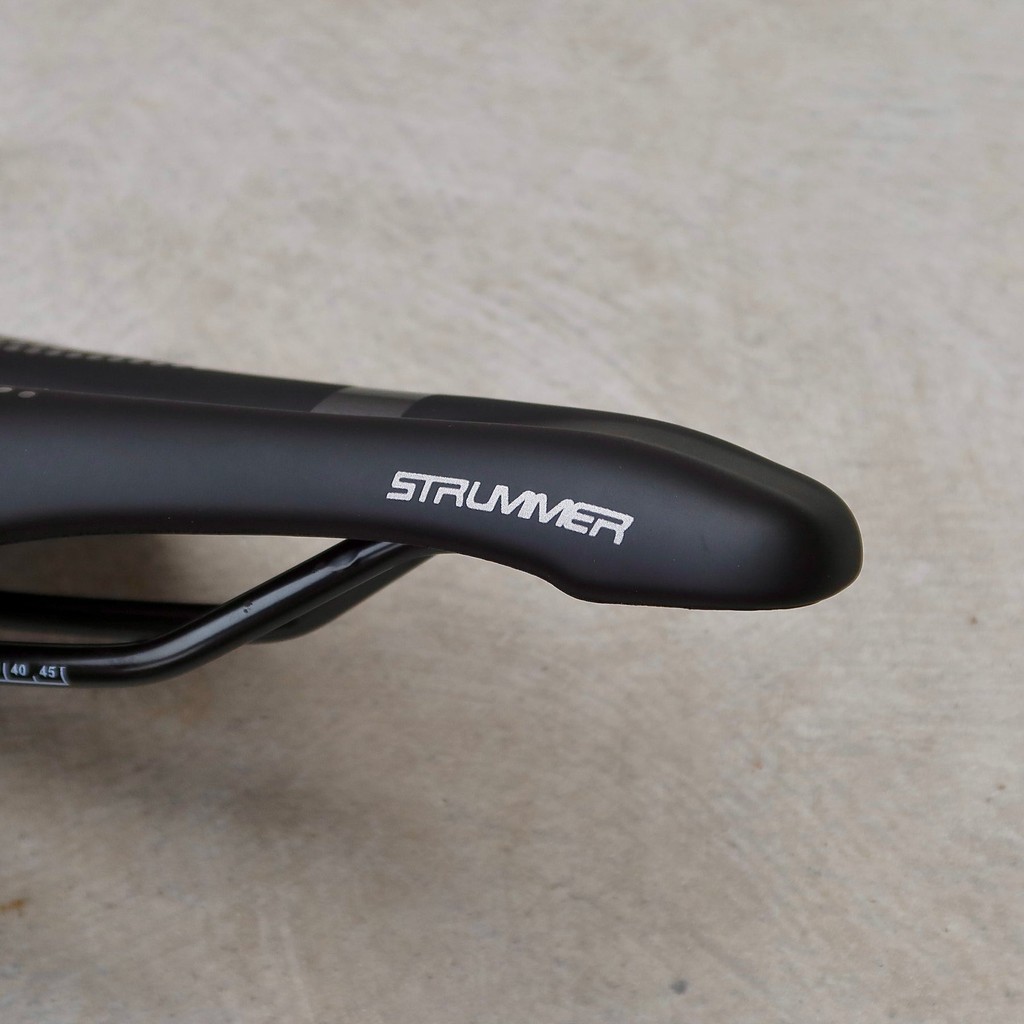 Jual Strummer SD 8974 Bicycle Saddle with Hole / sadel lubang / sedel ...