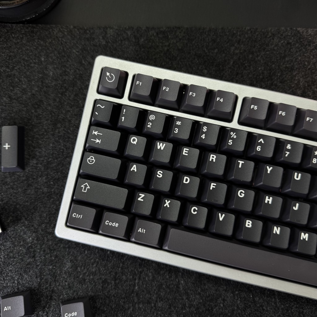 Jual ABS WOB Two-Color Black Mixed Color Keycaps Cherry Profile ...