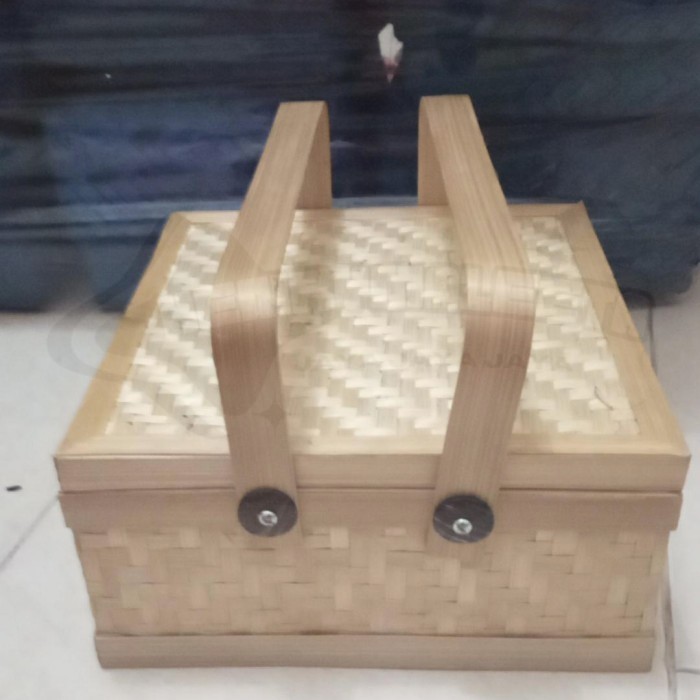 Jual sokase / hampers / rantang bambu kotak 25cm | Shopee Indonesia