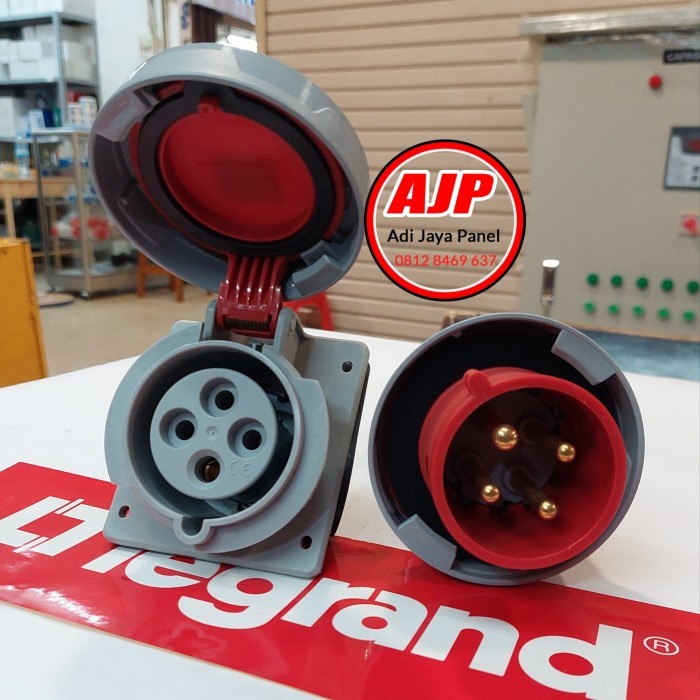 Jual 1set panel legrand 32a 4pin ip67 kode 555488 + 555438 | Shopee ...