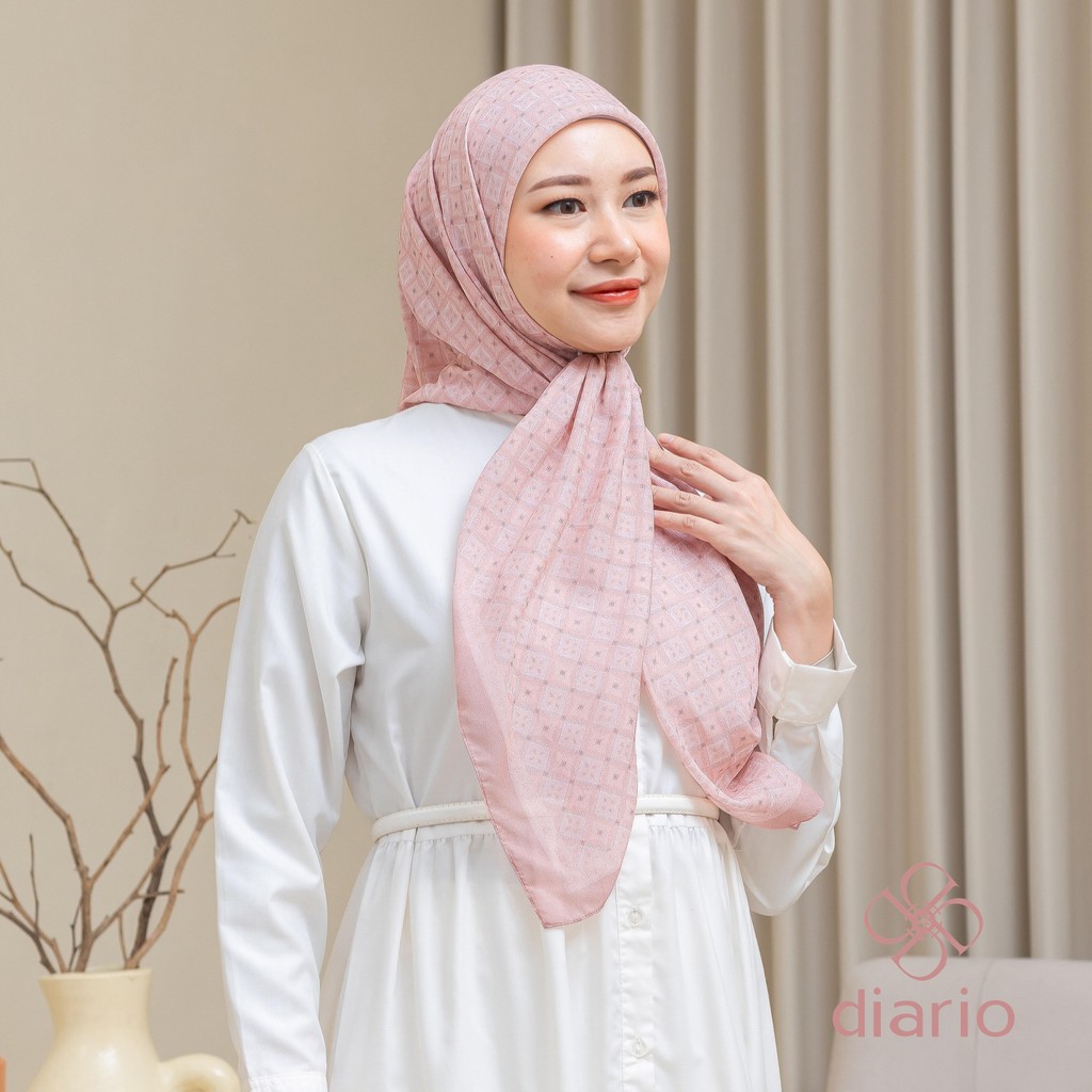 Diario Ultrafine Alyssa Scarf Kerudung Segi Empat