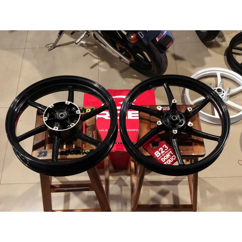 Jual velg rims 17 rcb racingboy ninja rr r krr kr racing wheel Hitam ...