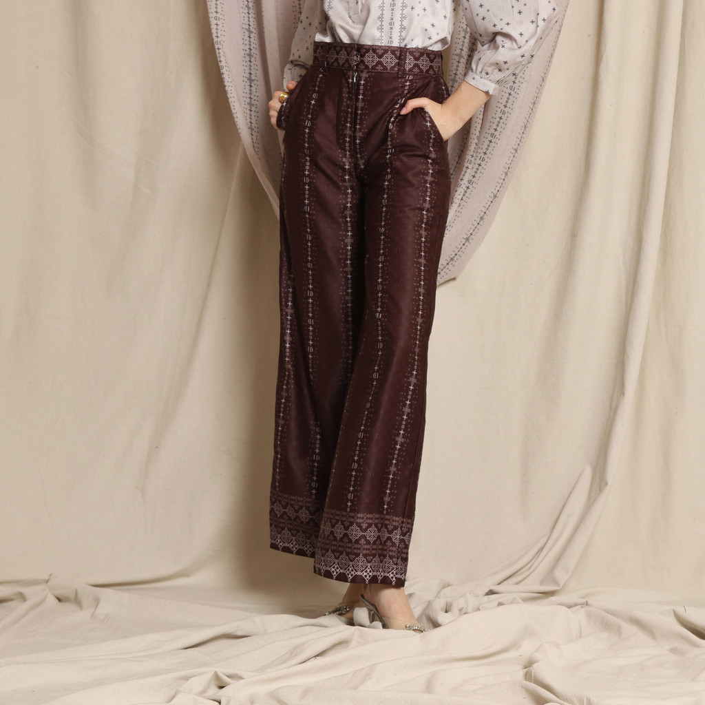 Bundle 3 - Kaira Blouse & Kamari Pants in Burgundy