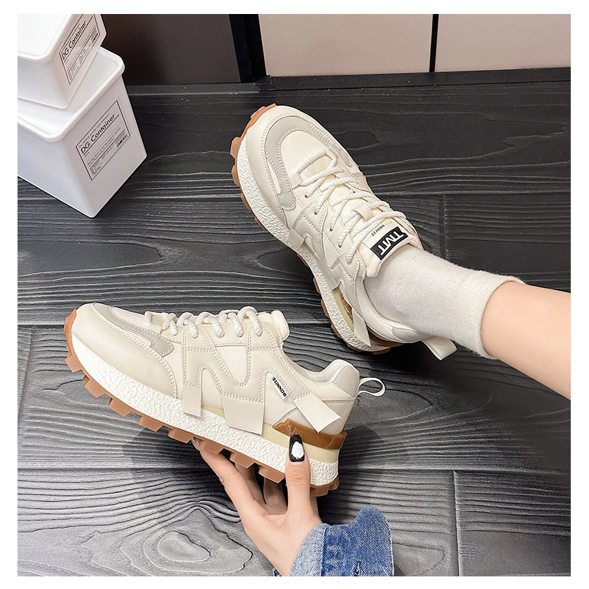 Jual FREE BOX Sepatu Olahraga Lari Unisex Model Modern Casual High ...