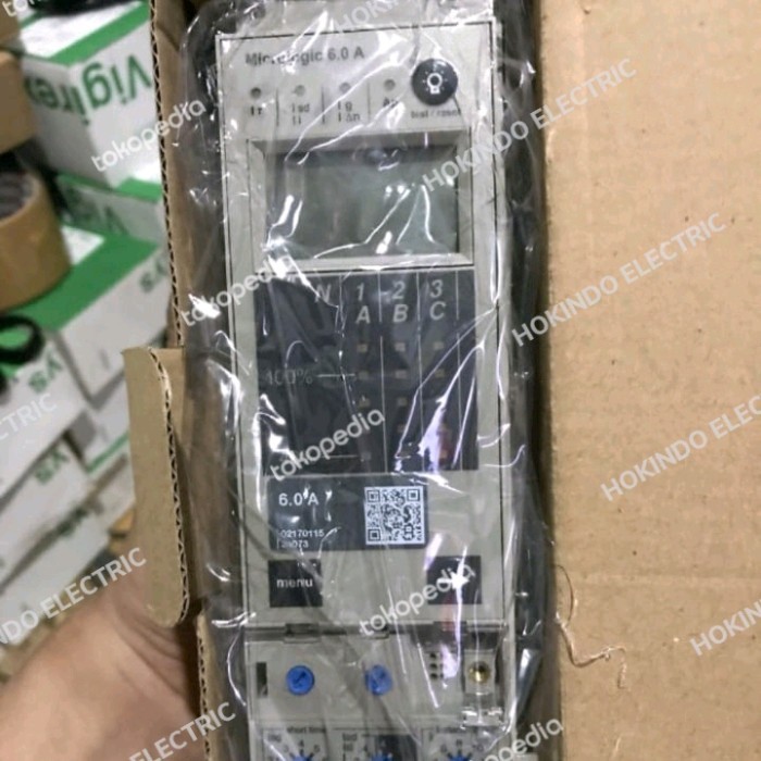 Schneider LV432081 Compact NSX400-630 - Unità Di Sgancio Micrologica 2 3 400a 3p3d 83932412