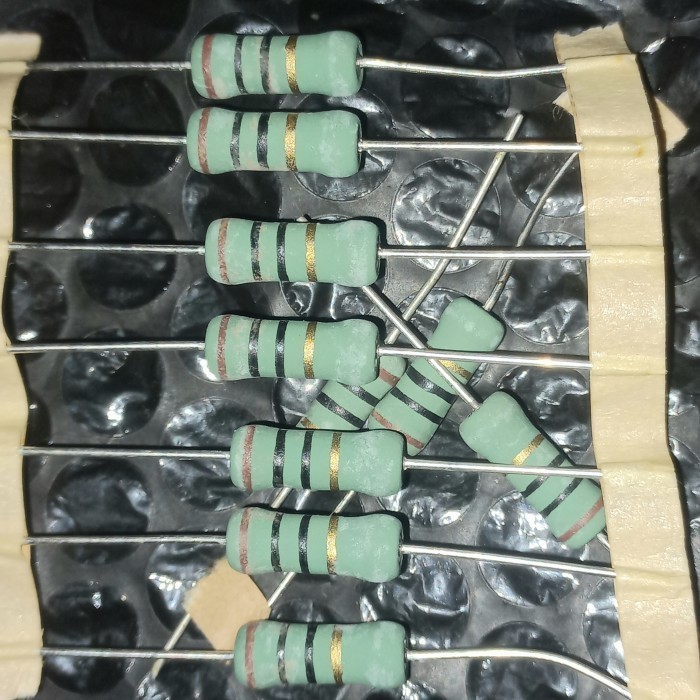 Jual resistor 10R 3w hijau original japan 10ohm 10 R 3 watt w 3watt ...