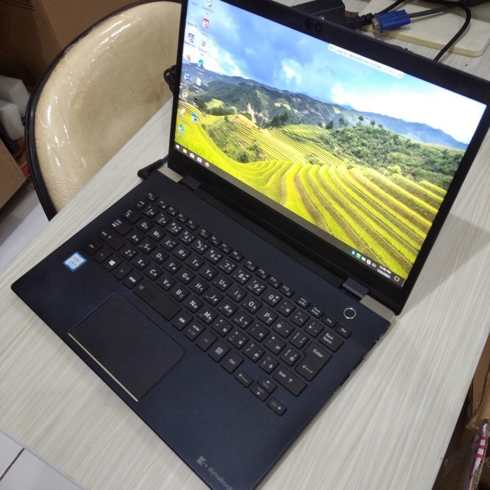 Jual laptop murah SLIM toshiba G83 ddr4 8Gb ssd 256Gb i5 Jual laptop murah SLIM toshiba G83 ddr4 8Gb ssd 256Gb i5