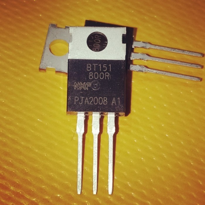 TRIAC BTA08-600B 8A 600V Genérico – ACDC Evolution - Foto 10