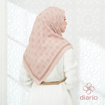 Diario Ultrafine Camillia Scarf Kerudung Segi Empat
