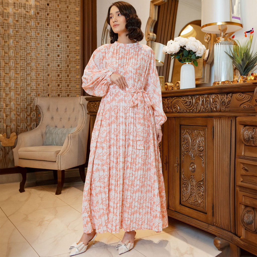 Lunna Blushing Peach Dress