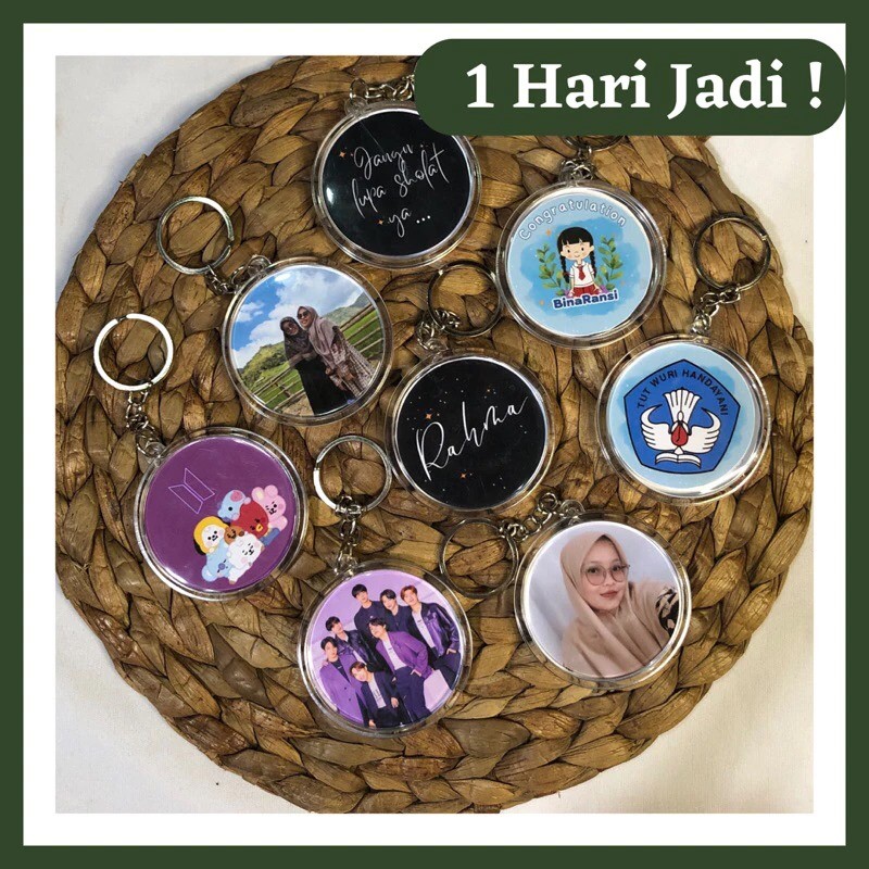 Jual Gantungan Kunci Akrilik Bulat Custom Foto / Ganci custom gambar 2 ...