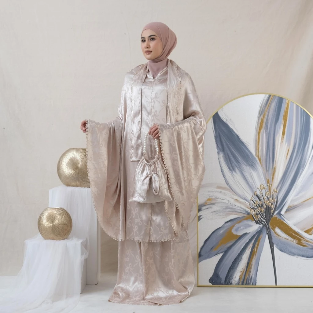 Mukena Dewasa Jumbo Armani 2 in 1 Silk Jaguard Pita by Sitara Mukena | AutoStock