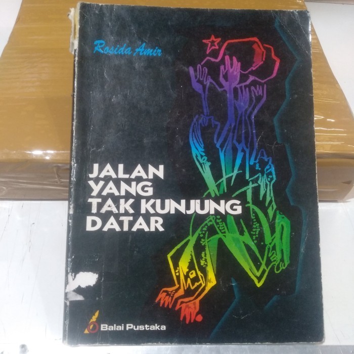 Jual Novel Jalan Yang Tak Kunjung Datar Rosida Amir Original Shopee Indonesia