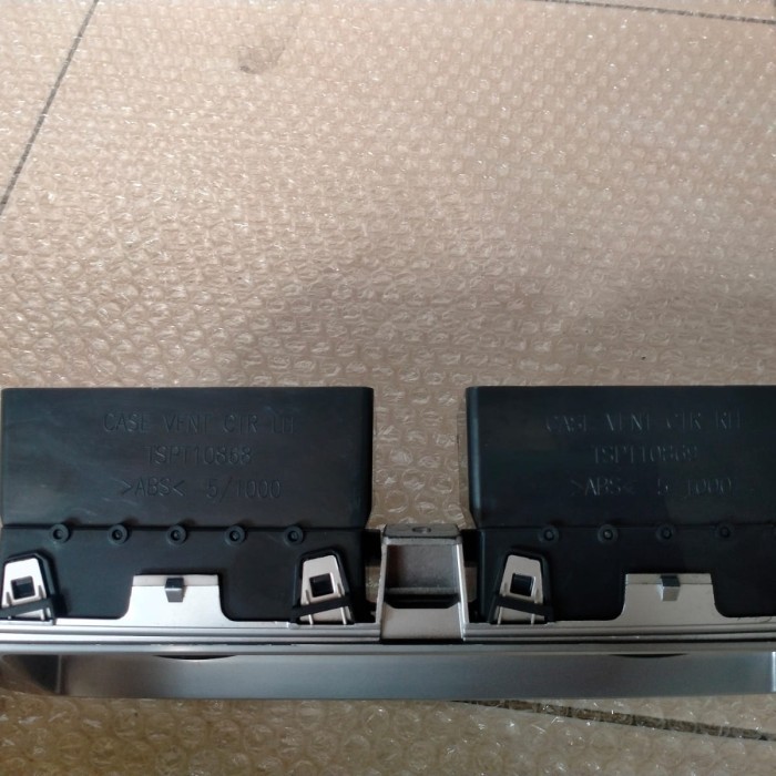 Jual Panel Ac Kisi Kisi AC Mitsubishi Expander Original | Shopee Indonesia