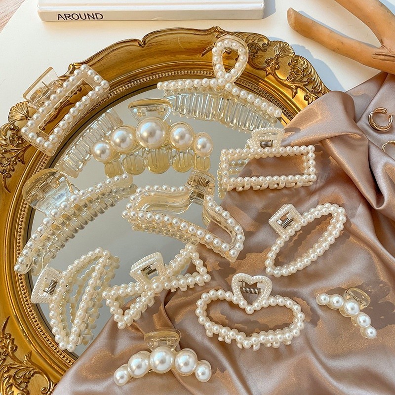 Jual Town Shell - pearlie pearl korean hair claw / jepitan rambut korea ...