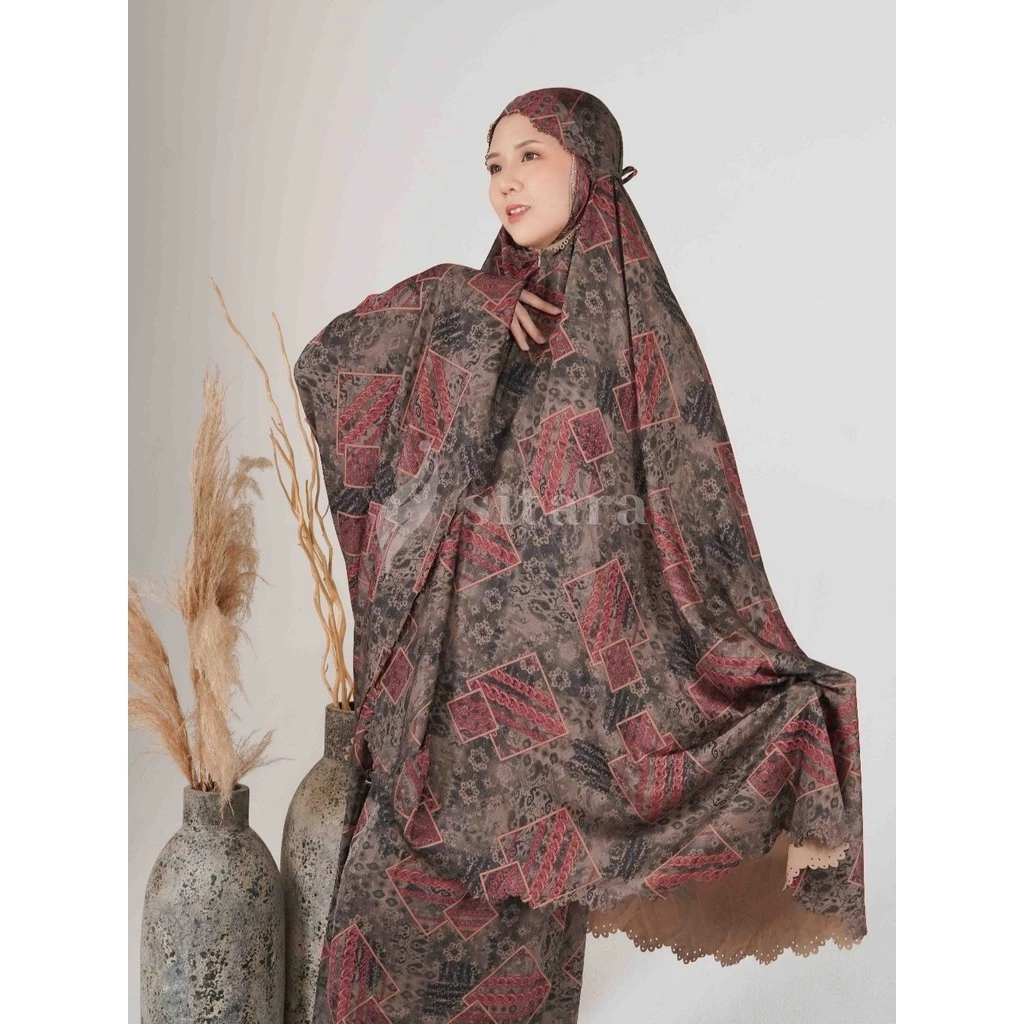 Mukena Armani Silk Premium Laser Cut Motif Rantai Kotak #D70 | AutoStock