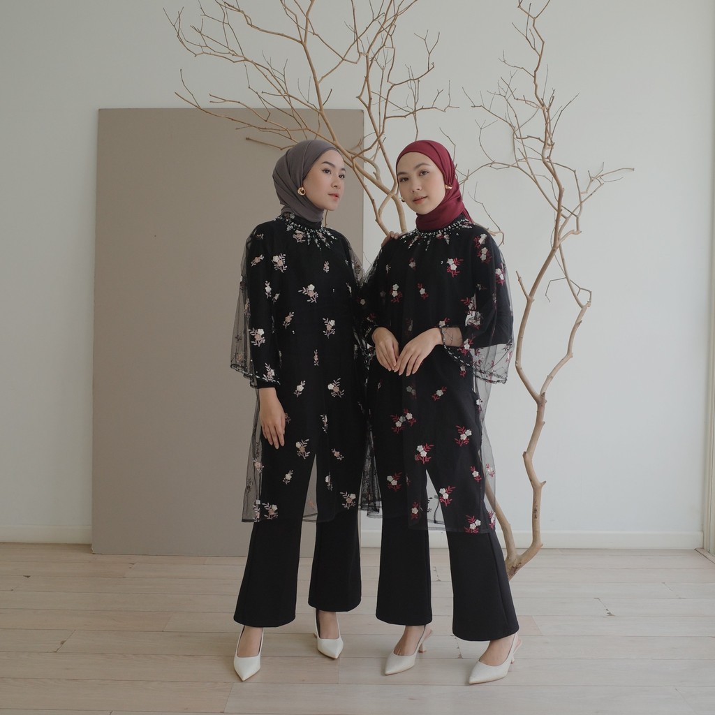 Jual Oclo Orgacia Outer Tunic Tulle Embroidery Motif Bunga Oversize ...