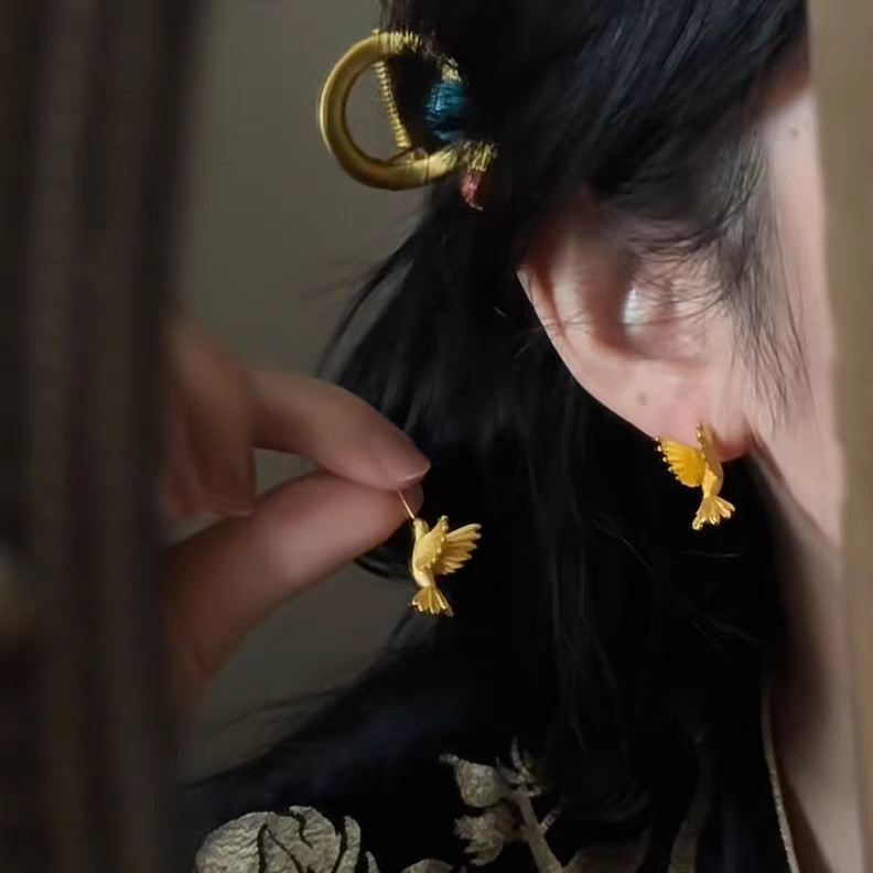 Jual COD Desain Gaya Cina Baru Anting Burung Terbang Emas Tiga Dimensi ...