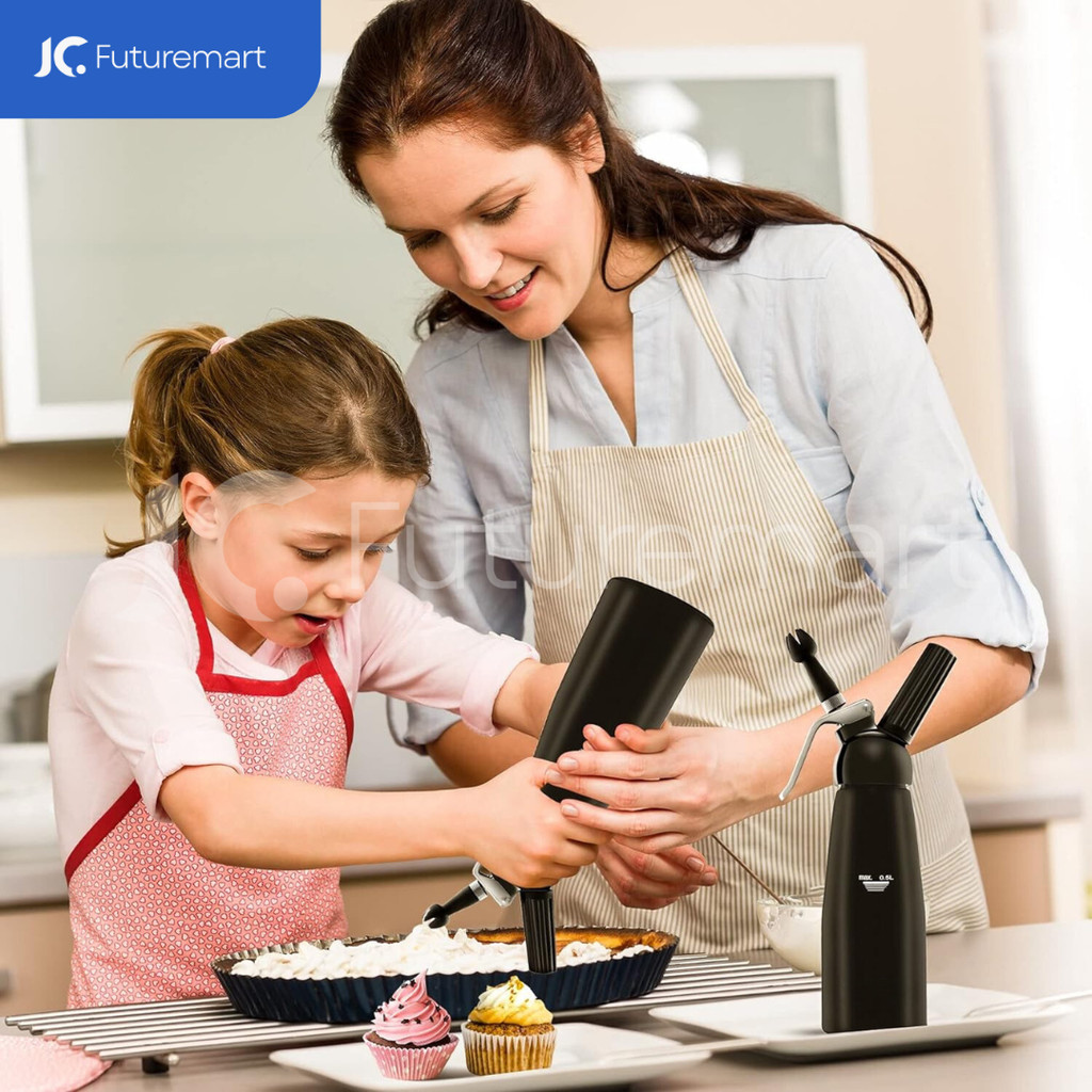 Professional Whipped Cream Dispenser 500ml - Stainless Steel Whipping Siphon With 2 Nozzles For Perfect Desserts