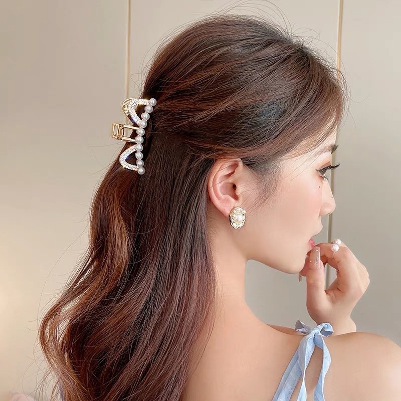 Jual Town Shell - POSH Korean Pearl Hair Claw / Jepitan Rambut Korea ...