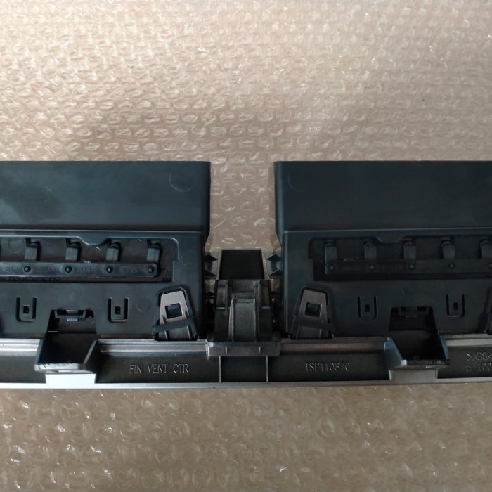Jual Panel Ac Kisi Kisi AC Mitsubishi Expander Original | Shopee Indonesia
